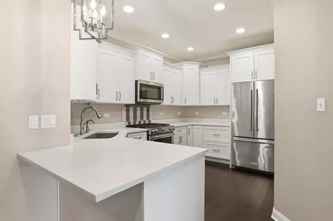 Kitchen - 9170 W 107th Pl, Saint John, IN 46373 photo 1 of 4