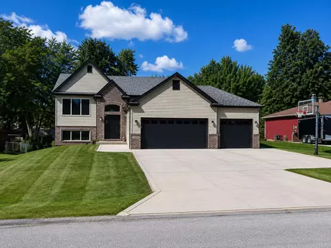 2235 Coldspring Rd, Crown Point, IN 46307