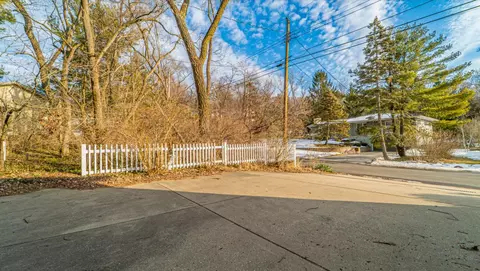 18 Diana Rd, Ogden Dunes, IN 46368 photo 24