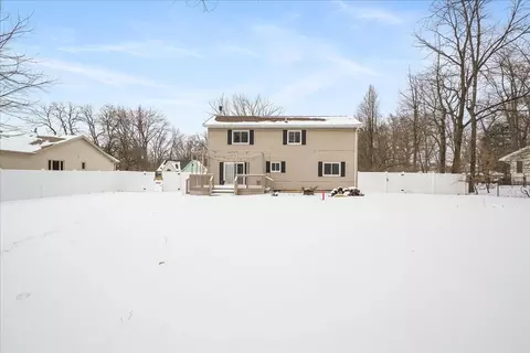 Exterior - 2131 E 9th Pl, Hobart, IN 46342 photo 6 of 7