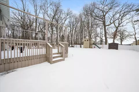 Exterior - 2131 E 9th Pl, Hobart, IN 46342 photo 5 of 7