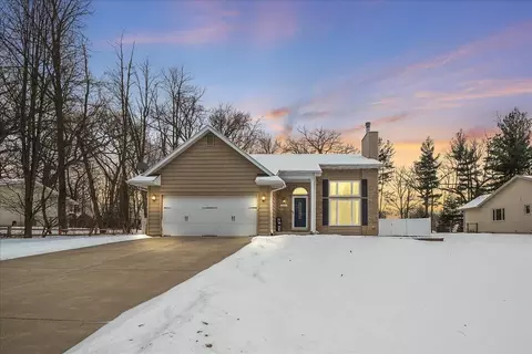 Exterior - 2131 E 9th Pl, Hobart, IN 46342 photo 1 of 7