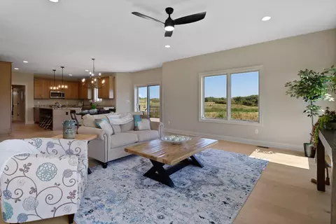 Living - 515 Meadow Brooke Ln, Dyer, IN 46311 photo 1 of 1