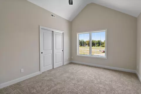 Bedroom - 515 Meadow Brooke Ln, Dyer, IN 46311 photo 5 of 6