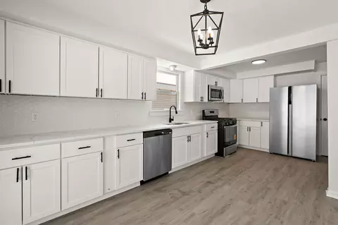 Kitchen - 2014 Elm St, Griffith, IN 46319 photo 1 of 3