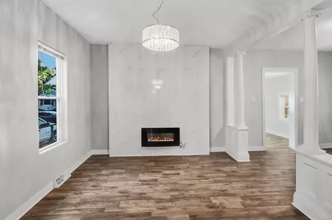 Living - 537 Harrison St, Gary, IN 46402 photo 3 of 3