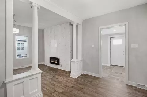 Living - 537 Harrison St, Gary, IN 46402 photo 1 of 3