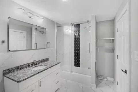 Bath - 537 Harrison St, Gary, IN 46402 photo 1 of 4
