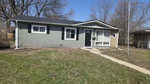 7730 Rhode Island Ct, Hammond, IN 46323