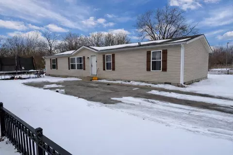 2670 Allen St, Lake Station, IN 46405