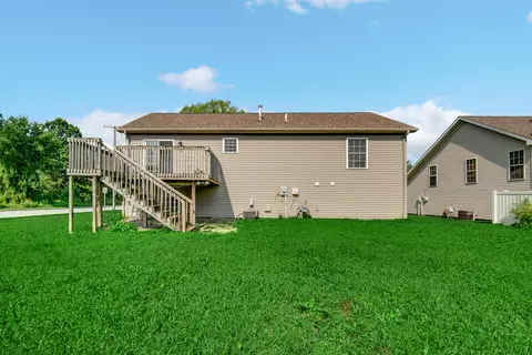 Exterior - 196 Spring View Dr, Porter, IN 46304 photo 5 of 5