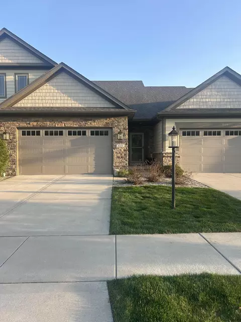 9185 W 107th Pl, Saint John, IN 46373