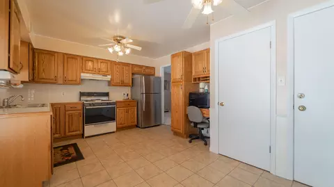 Kitchen - 9441 S State Line Rd, Dyer, IN 46311 photo 2 of 8