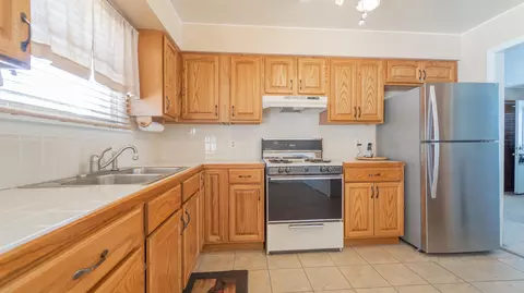 Kitchen - 9441 S State Line Rd, Dyer, IN 46311 photo 1 of 8