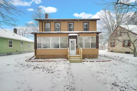 806 Lawrence St, La Porte, IN 46350