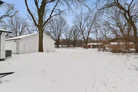 Exterior - 984 Stevenson St, Gary, IN 46406 photo 2 of 2