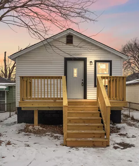 Exterior - 1007 Moss St, Hammond, IN 46320 photo 1 of 3
