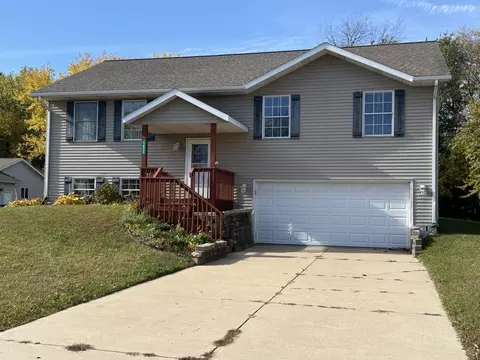1622 N Circle View Ln, La Porte, IN 46350