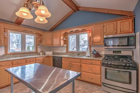 516 E North St, Crown Point, IN 46307 photo 7