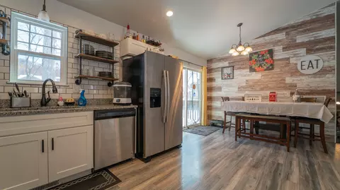 Kitchen - 695 Cross Meadows Dr, Valparaiso, IN 46385 photo 3 of 4