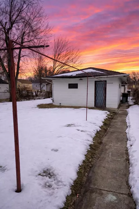 629 Hamlin St, Gary, IN 46406 photo 8
