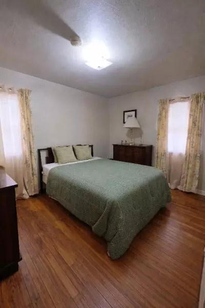 629 Hamlin St, Gary, IN 46406 photo 5