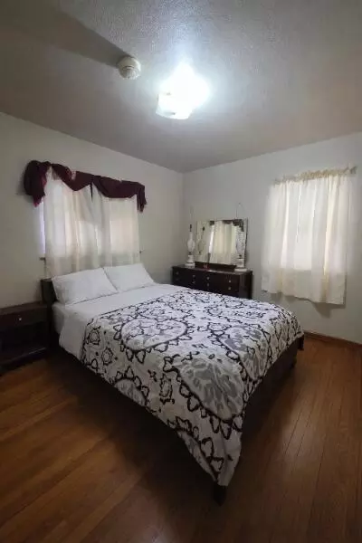 629 Hamlin St, Gary, IN 46406 photo 7