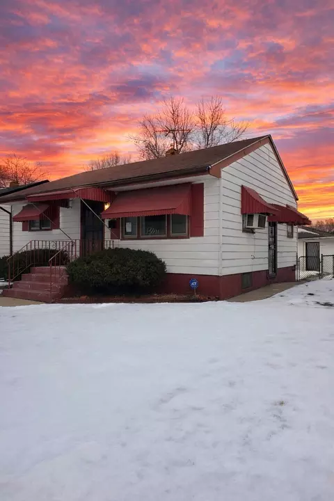 629 Hamlin St, Gary, IN 46406 photo 1