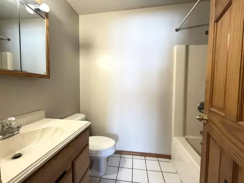 Bath - 9103 Estates Dr, De Motte, IN 46310 photo 2 of 4