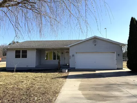 Exterior - 9103 Estates Dr, De Motte, IN 46310 photo 2 of 7