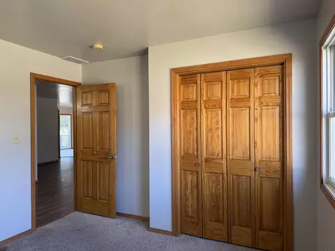 Bedroom - 9103 Estates Dr, De Motte, IN 46310 photo 6 of 8