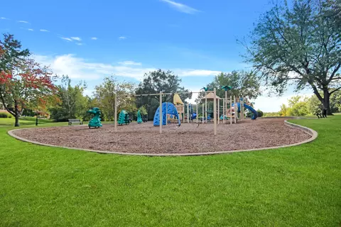 8510 Stonegate Ct, Saint John, IN 46373 photo 12