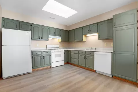 Kitchen - 1827 W Ash St, Griffith, IN 46319 photo 1 of 2