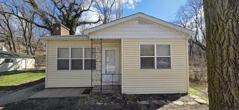 801 N Shelby St, Gary, IN 46403