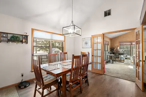 Dining - 1555 Maumee Dr, Valparaiso, IN 46385 photo 2 of 2