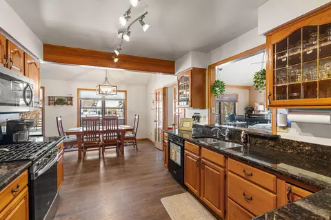 Kitchen - 1555 Maumee Dr, Valparaiso, IN 46385 photo 2 of 2