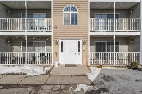 2343 99th St #2A, Highland, IN 46322