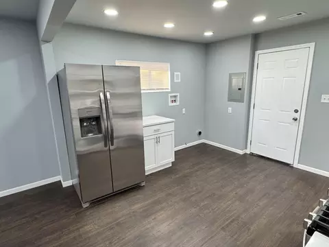Kitchen - 1824 Central Dr, Gary, IN 46407 photo 2 of 4
