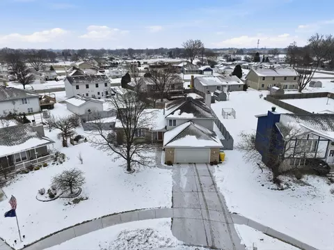 View/Area - 713 N Robin Ct, Griffith, IN 46319 photo 4 of 5