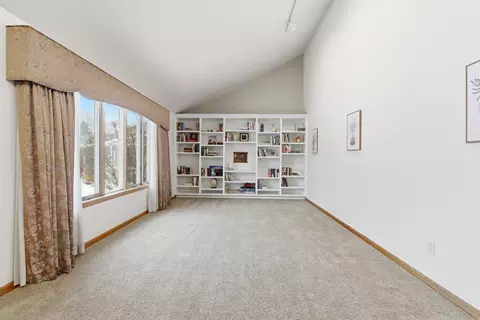Living - 713 N Robin Ct, Griffith, IN 46319 photo 2 of 3