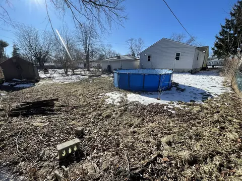 Exterior - 332 Maple St, Crown Point, IN 46307 photo 6 of 6