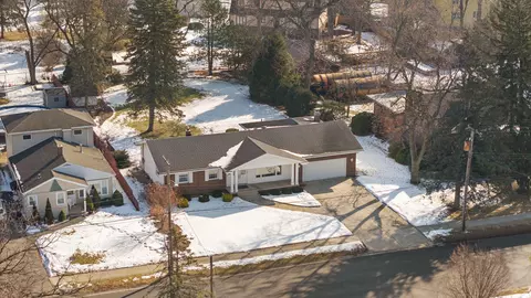 View/Area - 8423 Harrison Ave, Munster, IN 46321 photo 1 of 8