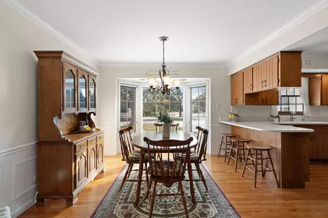 Dining - 8423 Harrison Ave, Munster, IN 46321 photo 1 of 3