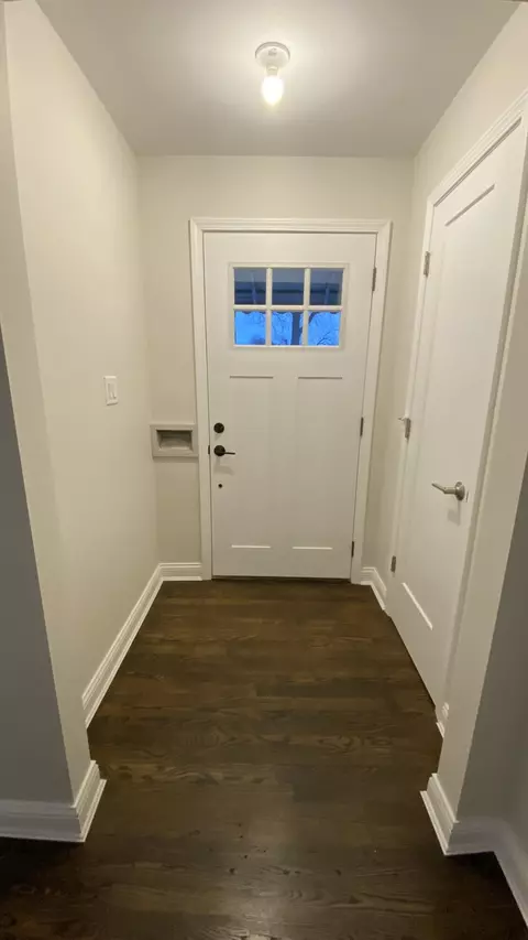 Entry Way - 408 N Griffith Blvd, Griffith, IN 46319 photo 1 of 4