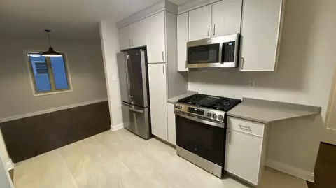 Kitchen - 408 N Griffith Blvd, Griffith, IN 46319 photo 1 of 7