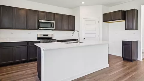 Kitchen - 10365 Blaine St, Crown Point, IN 46307 photo 2 of 8
