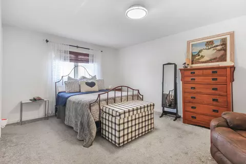 1691 Ruby Ct, Hobart, IN 46342 photo 11