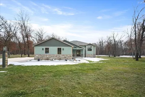 Exterior - 8183 Old Oak Dr, De Motte, IN 46310 photo 6 of 7