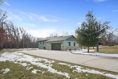Exterior - 8183 Old Oak Dr, De Motte, IN 46310 photo 7 of 7