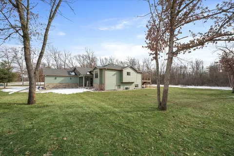 Exterior - 8183 Old Oak Dr, De Motte, IN 46310 photo 2 of 7